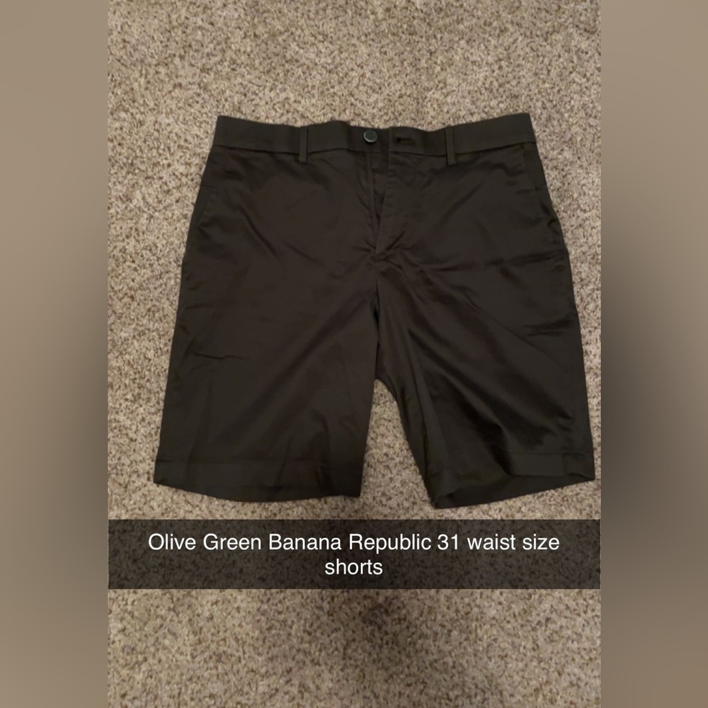Banana Republic Shorts Waist Size 31 Olive Green
